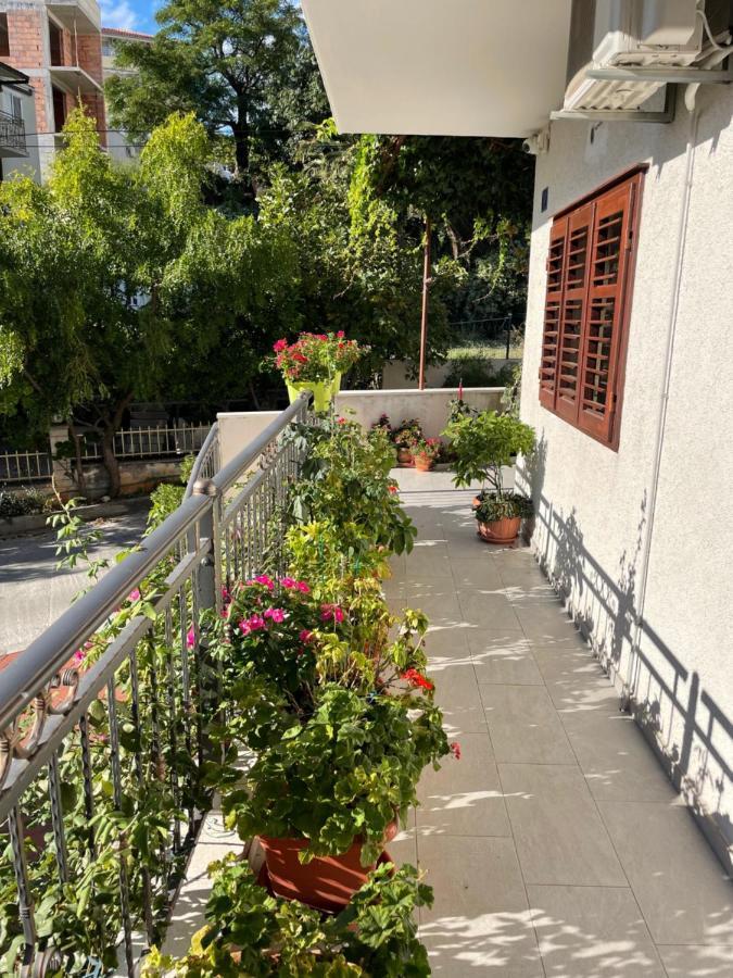 Apartmani Dragica Макарска Экстерьер фото